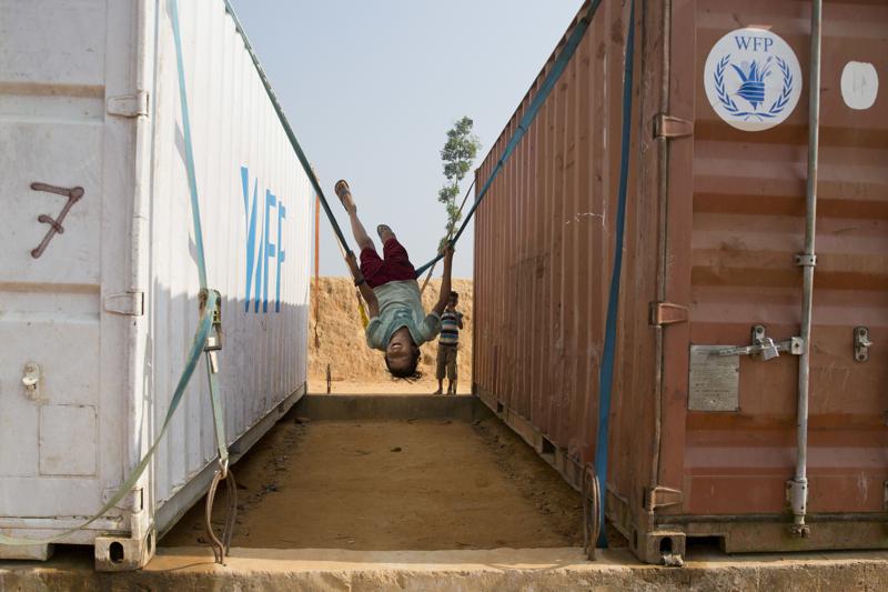 UN refugee agency: Number of displaced tops 100 million