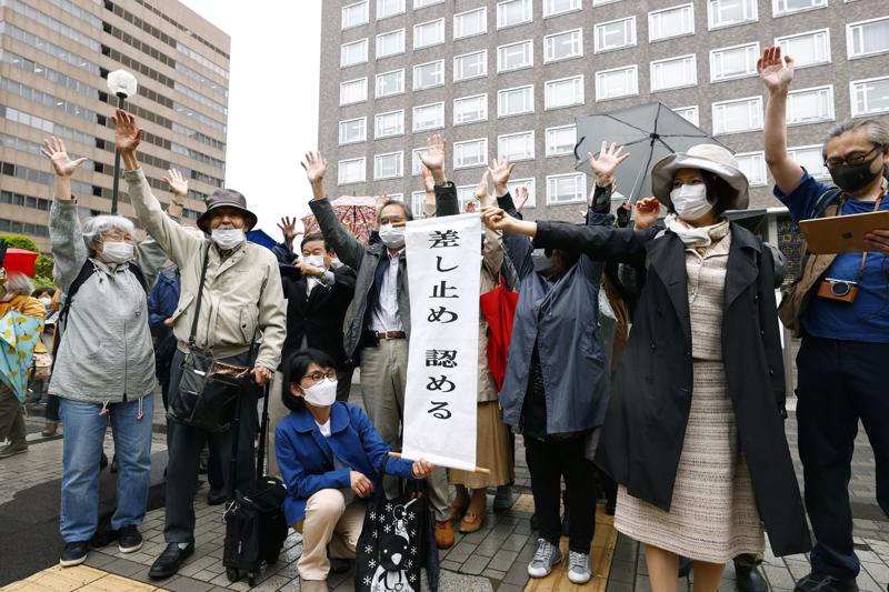 Japan court: Nuclear plant’s tsunami safeguards inadequate