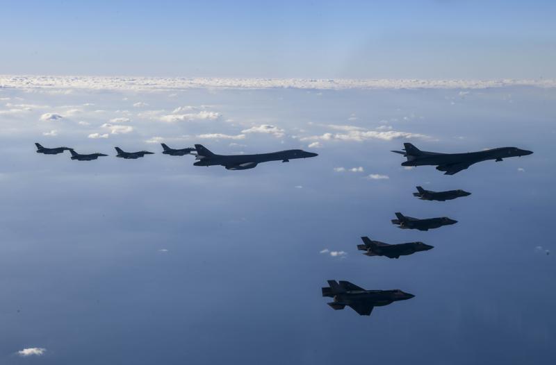 N. Korea fires more missiles as US flies bombers over South