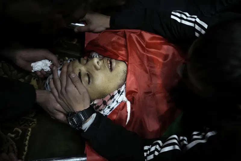 Palestinians: Teen killed in Israeli army raid in West Bank