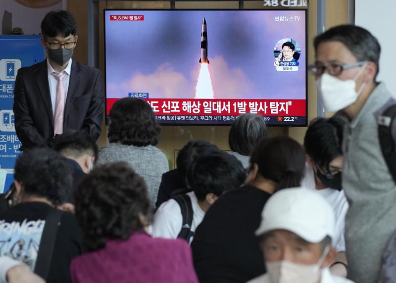 South Korea: North Korea test-fired missile from submarine