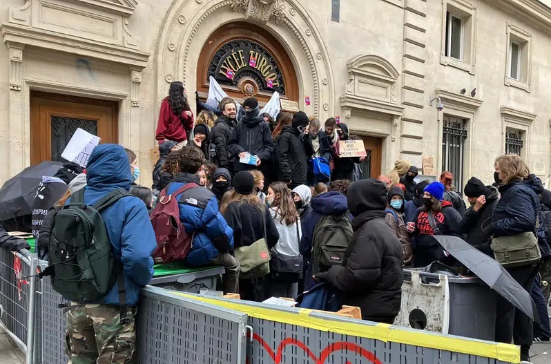 Strikes, protests test French plan to raise retirement age