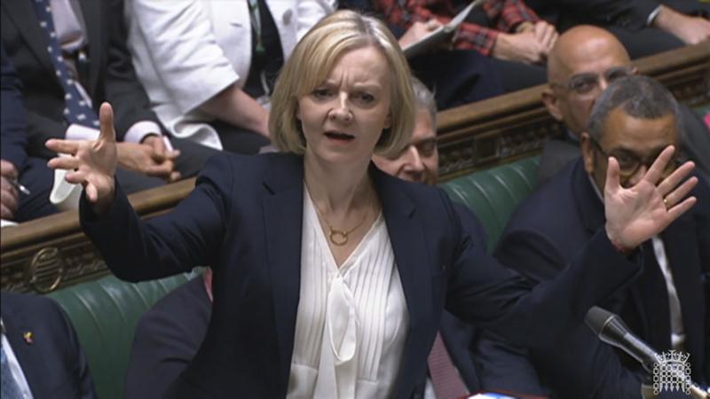 Truss faces clamor to quit amid UK government chaos
