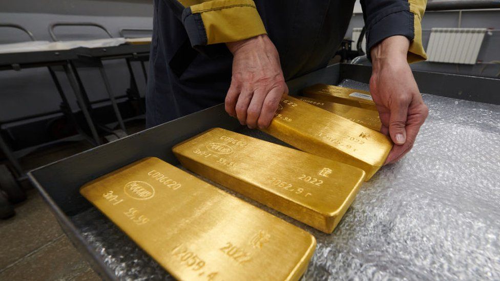 UK joins ban on imports of Russian gold